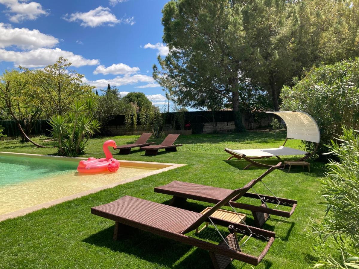 Le Patio, Chambres D Hotes Pour Adultes En Camargue, Possibilite De Naturisme A La Piscine, Aimargues Luaran gambar